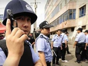 中国犯罪团伙被捕，被指控走私毒品